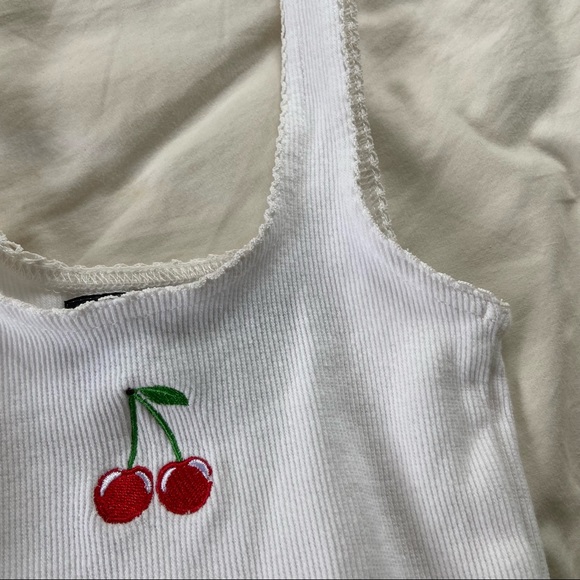 Jagger and Stone Cherry tank top - Picture 3 of 3